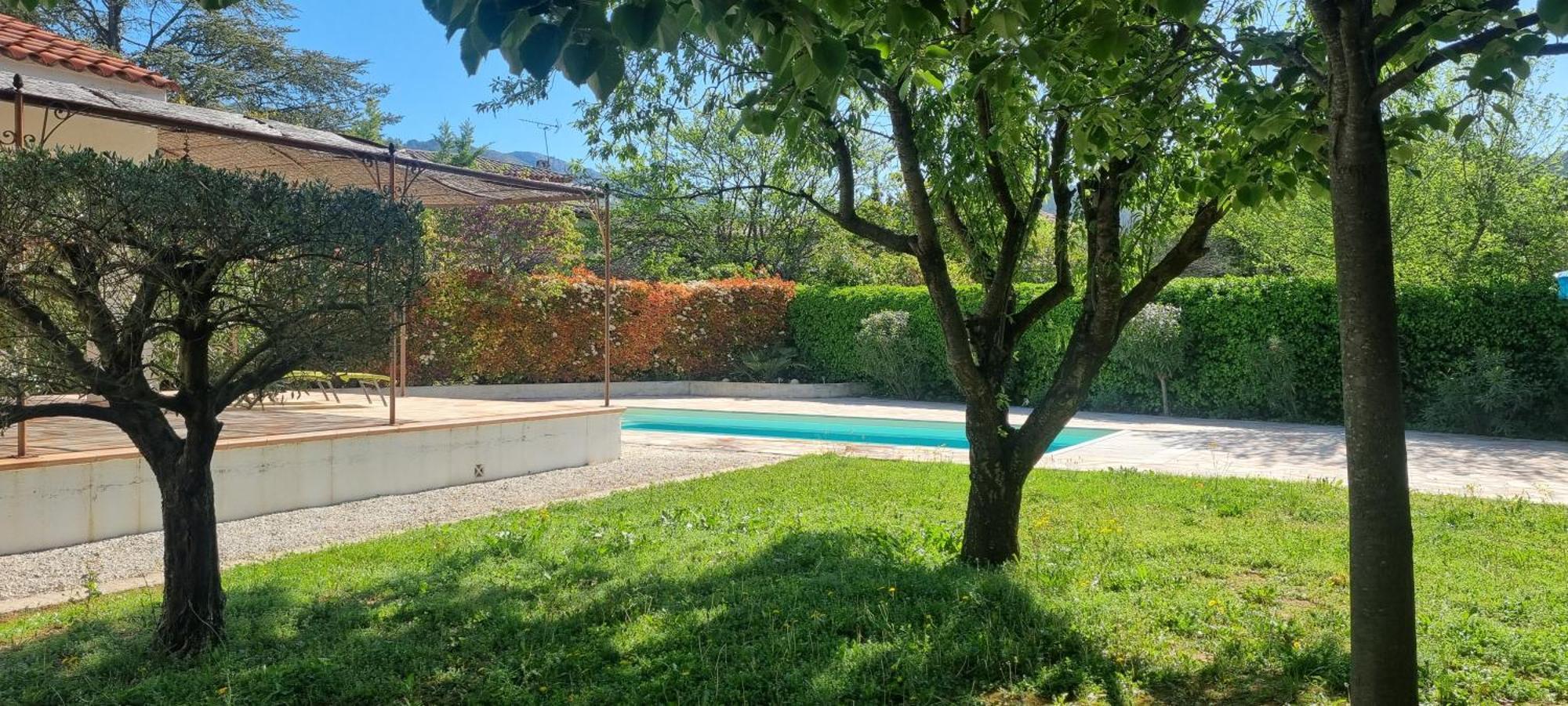 Studio Independant A La Villa Garlaban 3 Etoiles Gémenos Eksteriør bilde